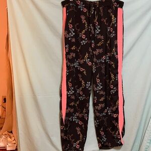 Who What Wear Black Floral Pants